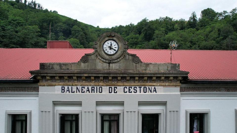 Готель Balneario De Cestona Сестоа Екстер'єр фото